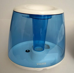 Vicks Filter-Free 1.2 gal. Cool Mist Humidifier, V4600, White – Pre-owned