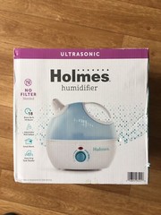 HOLMES – Ultrasonic Humidifier – HM500TG1 18-Hour Run Time {NEW}