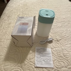 400 ml Humidifier Mini Cool Mist Teal And White 2 Spray Modes