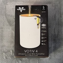 Vornado VOTIV 4 Tabletop Ultrasonic Cool Mist Humidifier Touch, 300 sq ft