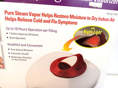 KAZ Safety Light Steam Vaporizer White Red With Night Light Humidifier & Manual