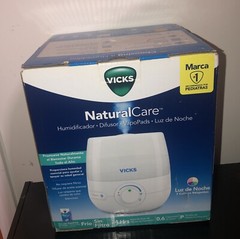 Vicks Natural Care, Humidifier – Diffuser – VapoPads – Nighttime-light, New