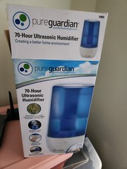 Lightly used PureGuardian H965AR Ultrasonic Cool Mist Humidifiers for home