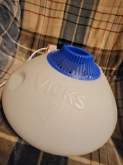 Vicks Warm Steam Vaporizer Humidifer 1.5 Gallon Small/Medium 18-24Hours