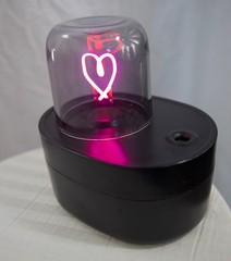 Cool Mist Humidifier/mini Night Lamp, Heart Magenta LED Light.3 perf. 5V, corded