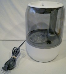 Amazon Basics Ultrasonic Cool Mist Humidifier 4 Liter