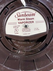 Vtg Sunbeam Warm Steam Vaporizer Humidifier Model 1357 in Box