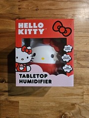Hello Kitty Tabletop Humidifier 2 Mist Modes USB Powered 300ml Capacity