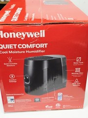 (1)-Honeywell Quiet Comfort Small/Med Room Cool Mist Humidifier HEV320B Sealed