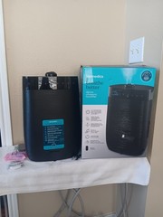 Homedics Deluxe Ultrasonic Humidifier for Large Rooms in black READ DESCRIPTION
