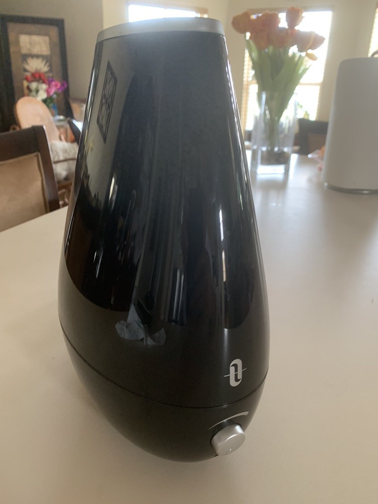 TaoTronics TT-AH026 Quiet and Small Ultrasonic Humidifier – Black