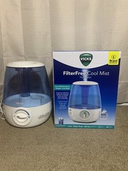 Vicks V4600 1.2gal. Cool Mist Humidifier