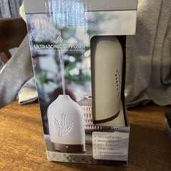 HUNTINGTON HOME COOL MIST ULTRASONIC DIFFUSER NEW Beige Two Mist Modes