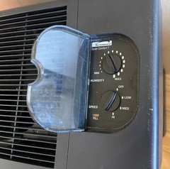 Kenmore Quite Comfort 7 Humidifier Model 758.144510 2.5Gal @ 0.7gal/24h Rate