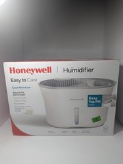 Honeywell Easy to Care HCM-710 Top Fill Cool Mist Humidifier 2-Speed 1 Gallon