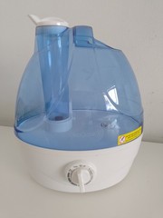 AquaOasis Cool Mist Humidifier is a personal ultrasonic humidifier