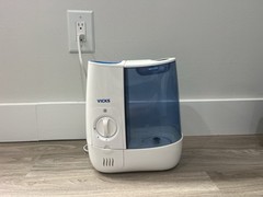 Vicks Tabletop Cool Mist Humidifier. TESTED