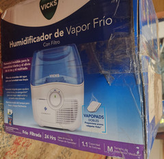 Vicks V4600 1.2gal. Cool Mist Humidifier