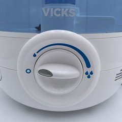 Vicks Filter Free Cool Mist Humidifier V4600 1.2gal