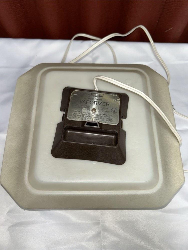 Vintage Sunbeam Warm Steam Vaporizer 120V Style-300 Model-E30482 1-Gallon