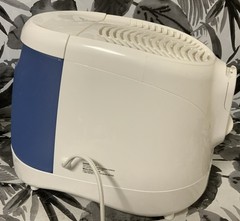 ➿ Vicks VEV320 Filtered Cool Moisture Humidifier 0.8 Gallon Tank – White
