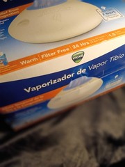 Vicks Warm Steam Vaporizer 1.5 Gallon V150 Filter-Free Humidifier Open Box