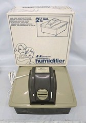 Vintage Northern Humidifier Model 77 RARE 2 1/4 gallon In Original Box Tested