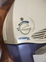 Hunter Care Free Humidifier Plus 33201 2 Gallon 1175 Sq Ft 24 Hour Run Time