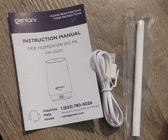 Mini Cool Mist Humidifier 8.45 ft.oz/ 250ml – White – Geniani