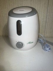Hunter QLS-05 Ultrasonic Cool Mist Humidifier, 1.2 gallon, White