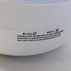 Vicks Filter Free Ultrasonic Cool Mist Humidifier Medium Room V4600V1