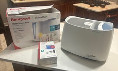 Honeywell Germ Free Cool Mist Humidifier HCM-350 + New Filter HAC-504