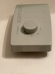 4655 Manual Whole-House Duct or Wall Mounted Humidifier Control Humidistat