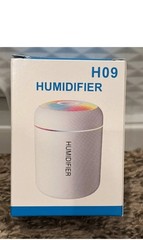 H09 Table Top Atomizer Humidifier, LED Lights, Auto Shut Off, 180ml, 5V, White