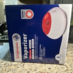 Walgreens Vaporizer Warm Steam Easy to Fill Auto Shut Off Night Light 14 Hr