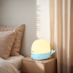 BPA Free Whale Shaped Humidifier 2.5L Tank Adjustable Mist Output for Home and N