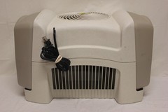 Vornado 40 Vortex Humidifier Extra-Large Capacity Whole Room Evaporative E1