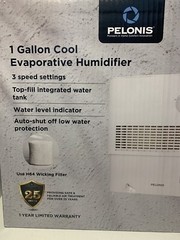 Pelonis 1 Gallon Cool Evaporative Humidifier White 3 Speed Settings