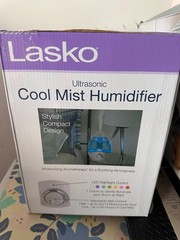 Lasko Ultrasonic Cool Mist Humidifier Quiet Adjustable Mist Night Light New