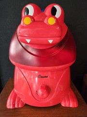 Crane Red Dragon Humidifier Ultrasonic Cool Mist Whisper Quiet Rare Discontinued