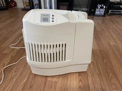 AIRCARE MA0800 2.5 Gal. Evaporative Humidifier for 2,600 sq. ft.
