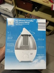 Easy Home LED Ultrasonic Humidifier Cool Mist Aroma Diffuser 43 oz White NIB