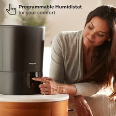 Honeywell Easy-To-Care Filter Warm Mist Humidifier Medium Rooms 1.5 Gallon Tank