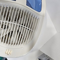 Vicks Filtered Cool Mist Humidifier 1.1  Gal 24 HR Run Time