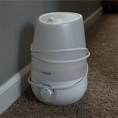 Vicks Cool Mist Tabletop Humidifier, Adjustable Mist Control, White 0.5 Gal