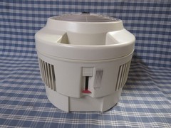 Kaz Evaporative Humidifier 1.5 Gallon Capacity (Excellent Must See) FREE SHIPPIN