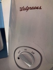 Walgreens, Cool Mist, Unique Design Humidifier, 18 Hour Run Time. Sealed NEW
