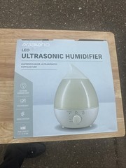 Ambiano LED Ultrasonic Humidifier, Color changing light, Auto shut-off