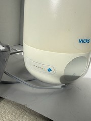 Vicks FilterFree Plus Cool Mist Humidifier Touch Control White VUL565