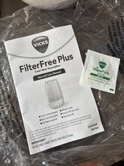 Vicks 1 Gallon Filter Free Cool Mist Ultrasonic Humidifier, VUL545, White